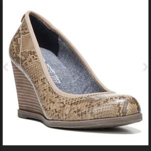 Dr Scholls snake skin wedges size 9